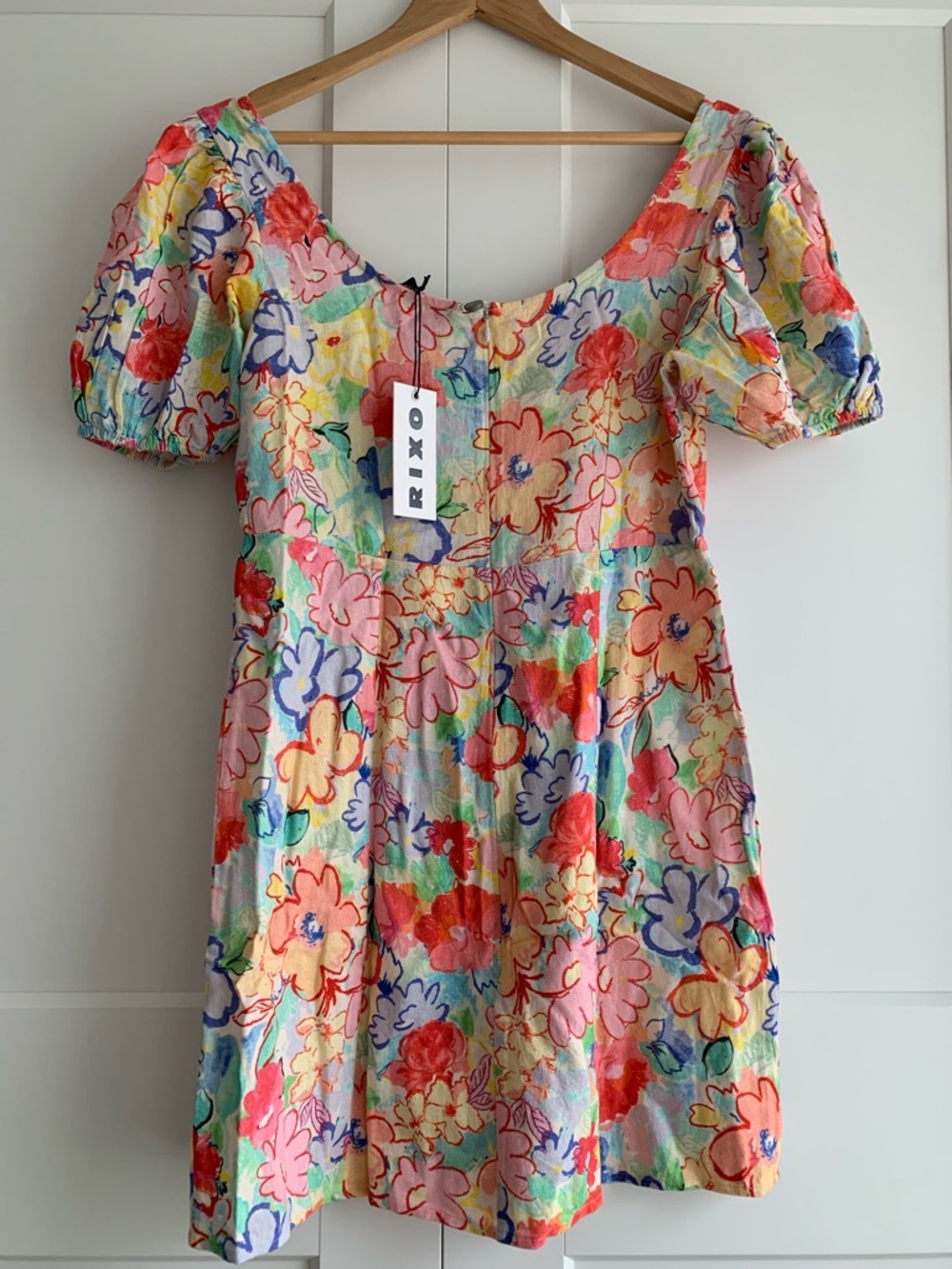 RIXO Floral Puff-Sleeve Mini Dress in Multicolor size M - Picture 2 of 10